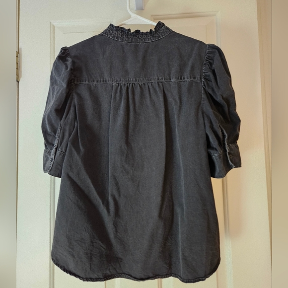 GAP Dark Gray Ruffle Button-Down Blouse - Picture 2 of 3